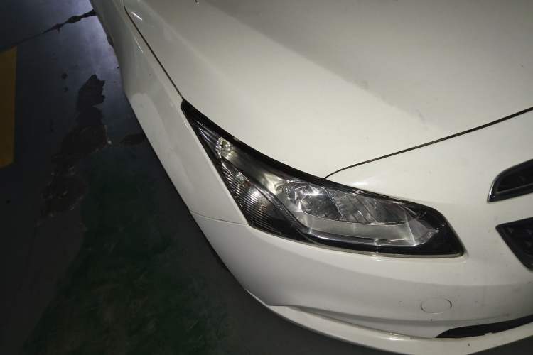 Used Chevrolet Cruze 2015 1.5L Classic SE AT Right Front Headlight