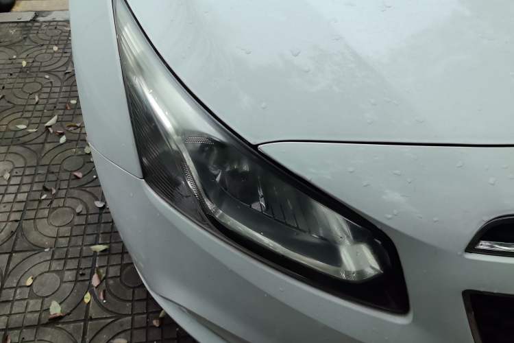 Used Chevrolet Cruze 2015 1.5L Classic SL MT Right Front Headlight