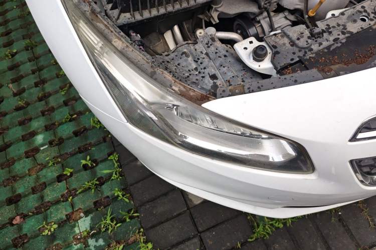Used Chevrolet Cruze 2015 1.5L Classic SE AT Right Front Headlight