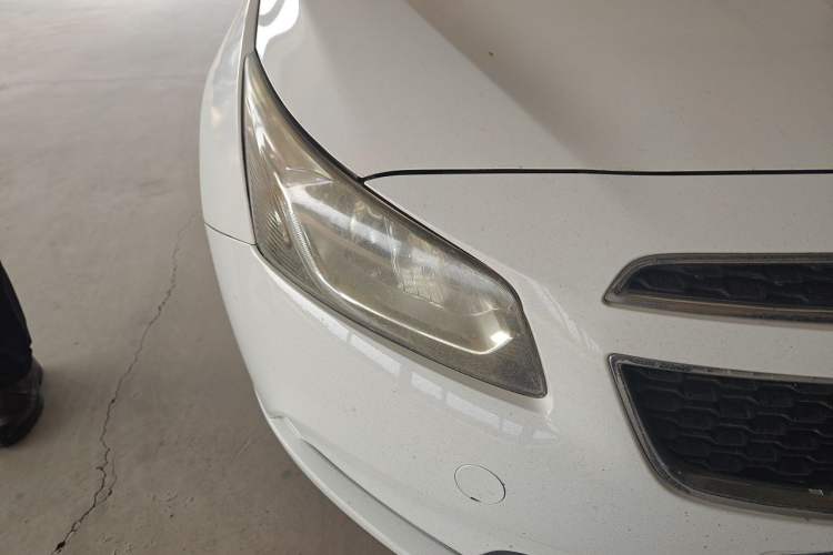 Used Chevrolet Cruze 2015 1.5L Classic SL MT Right Front Headlight
