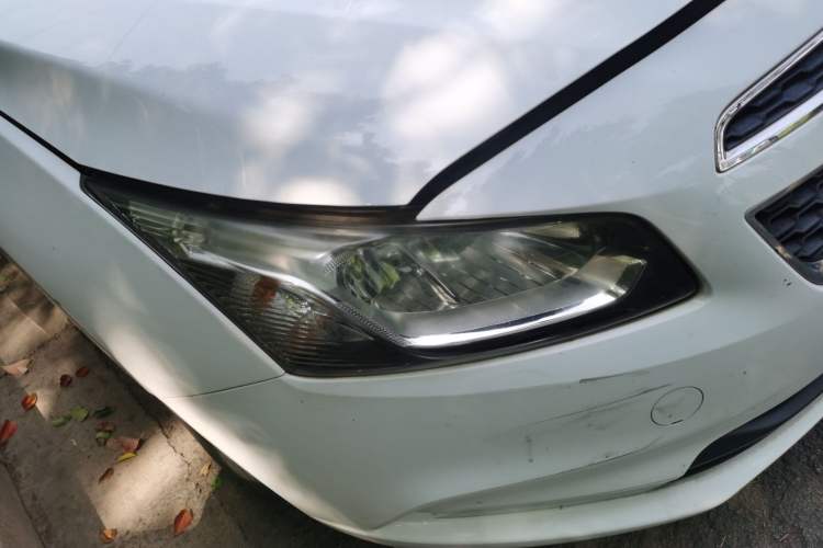 Used Chevrolet Cruze 2015 1.5L Classic SL MT Right Front Headlight