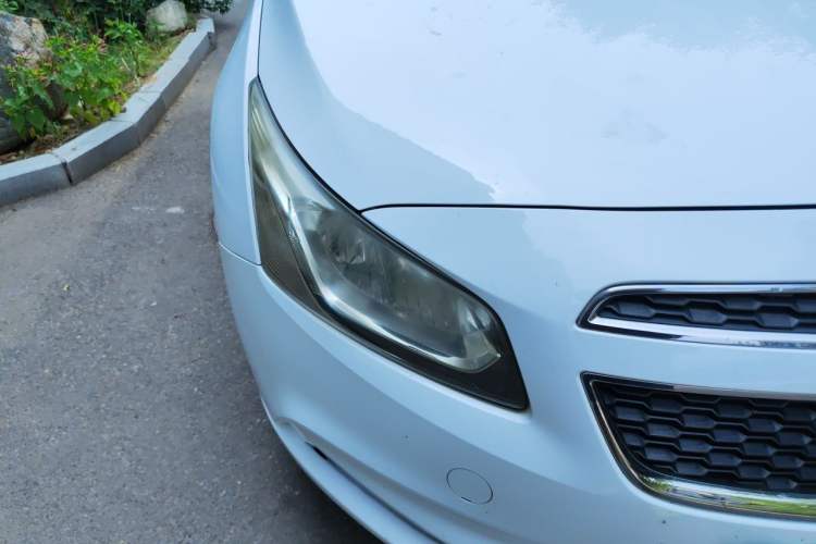 Used Chevrolet Cruze 2015 1.5L Classic SL MT Right Front Headlight