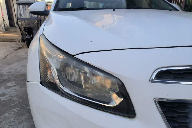 Used Chevrolet Cruze 2015 1.5L Classic SE AT Right Front Headlight