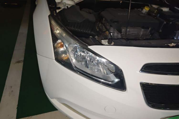 Used Chevrolet Cruze 2015 1.5L Classic SE AT Right Front Headlight
