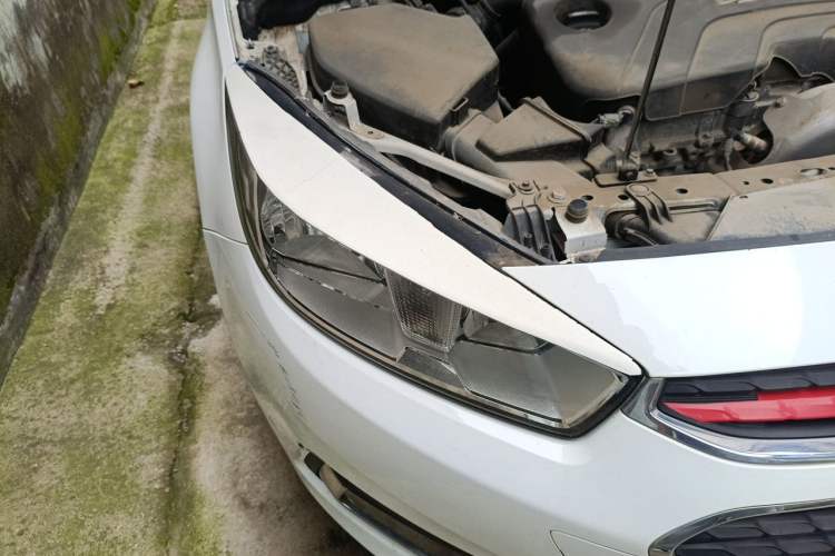 Used Chevrolet Cruze 2015 1.5L Manual Elite Edition Right Front Headlight