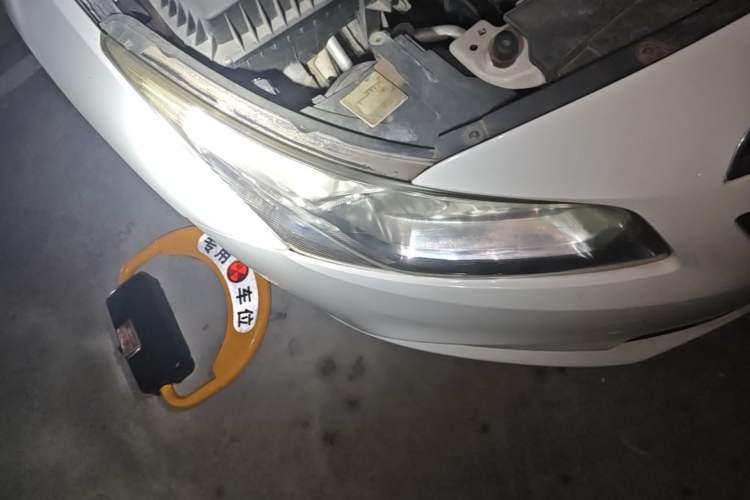 Used Chevrolet Cruze 2015 1.5L Classic SE AT Right Front Headlight