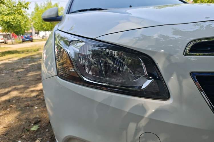 Used Chevrolet Cruze 2015 1.5L Classic SL MT Right Front Headlight