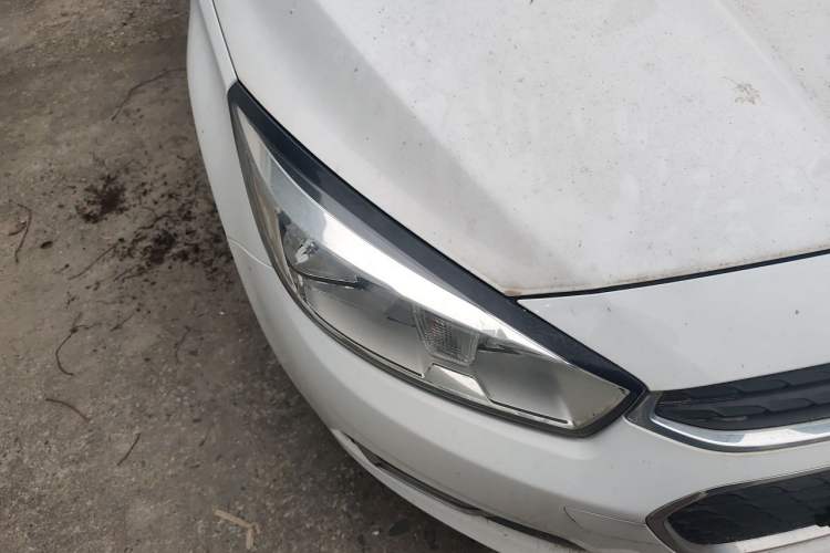 Used Chevrolet Cruze 2015 1.5L Manual Elite Edition Right Front Headlight