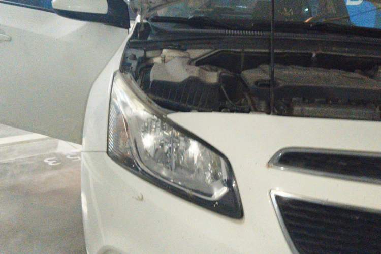 Used Chevrolet Cruze 2015 1.5L Classic SE AT Right Front Headlight