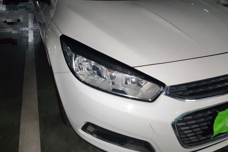 Used Chevrolet Cruze 2015 1.4T Manual Elite Edition Right Front Headlight