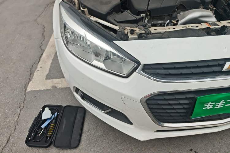 Used Chevrolet Cruze 2015 1.5L Automatic Luxury Edition Right Front Headlight