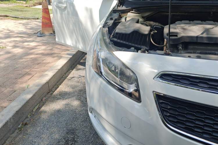 Used Chevrolet Cruze 2015 1.5L Classic SE MT Right Front Headlight