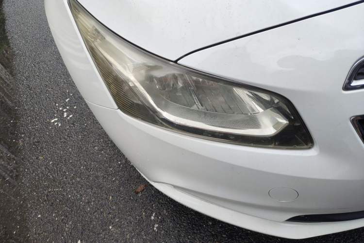 Used Chevrolet Cruze 2015 1.5L Classic SE AT Right Front Headlight