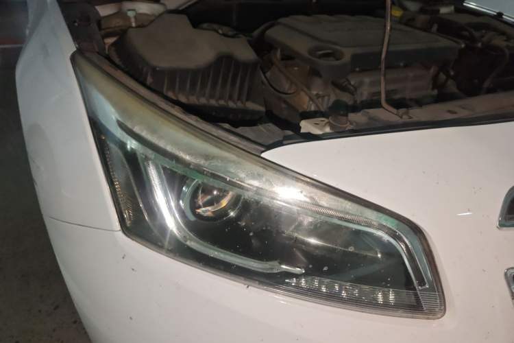 Used Chevrolet Cruze 2015 1.5L Classic SE MT Right Front Headlight
