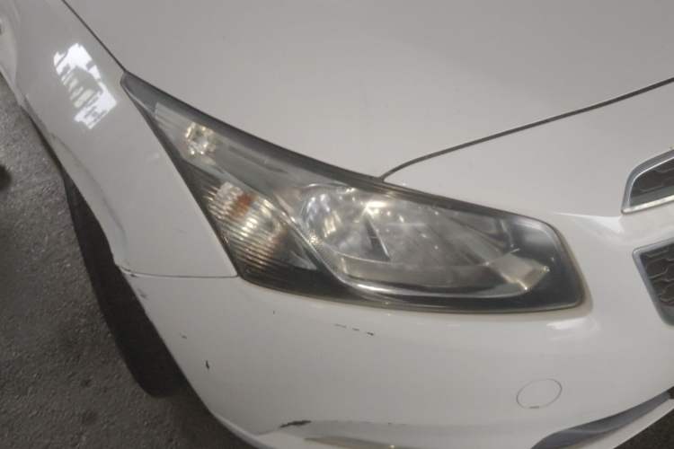 Used Chevrolet Cruze 2015 1.5L Classic SE AT Right Front Headlight