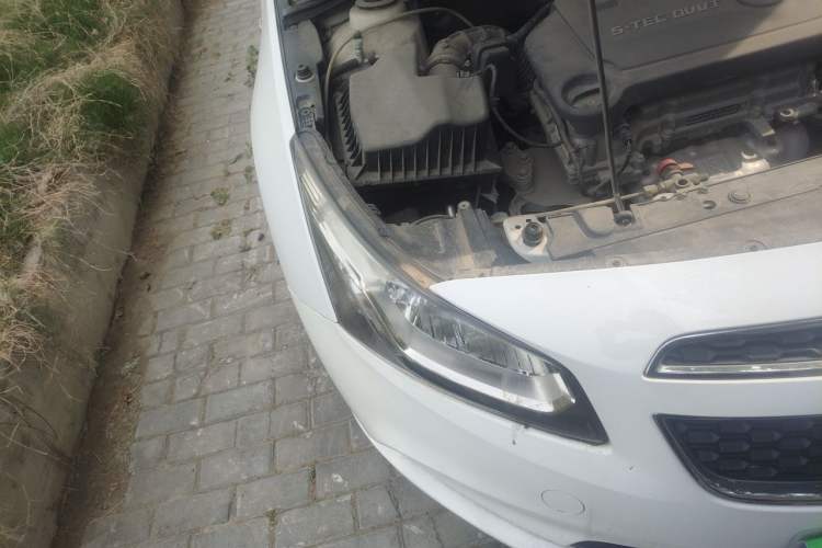 Used Chevrolet Cruze 2015 1.5L Classic SE MT Right Front Headlight