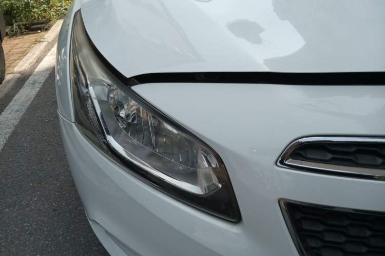 Used Chevrolet Cruze 2015 1.5L Classic SE AT Right Front Headlight