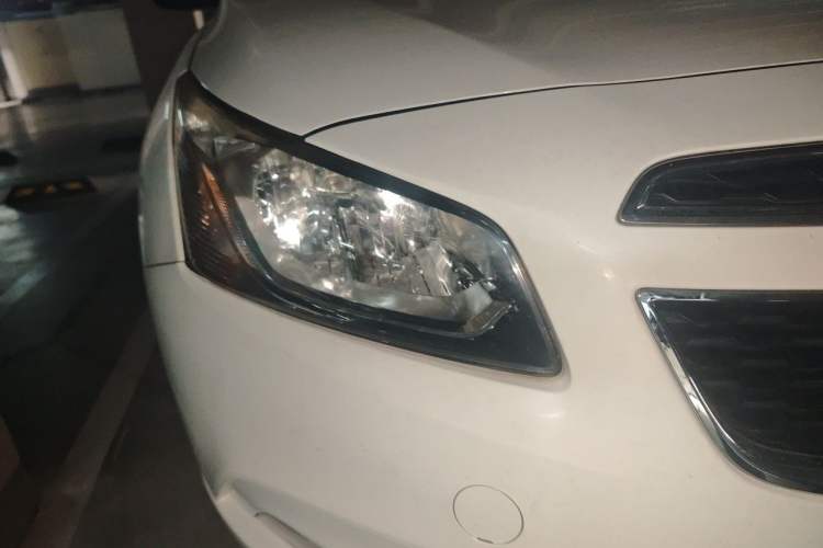 Used Chevrolet Cruze 2015 1.5L Classic SE AT Right Front Headlight