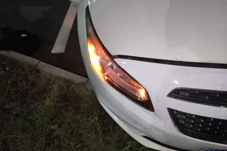 Used Chevrolet Cruze 2015 1.5L Classic SL MT Right Front Headlight