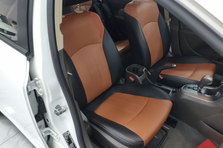 Used Chevrolet Cruze 2015 1.5L Classic SE AT Right Front Seat