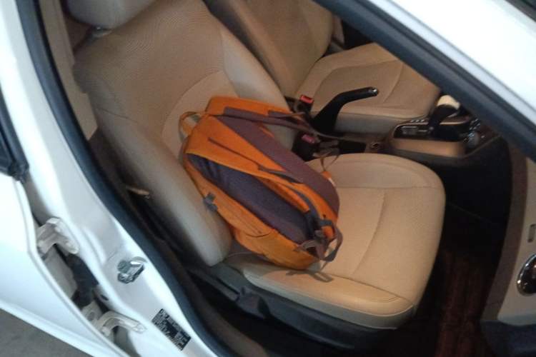 Used Chevrolet Cruze 2015 1.5L Classic SE AT Right Front Seat