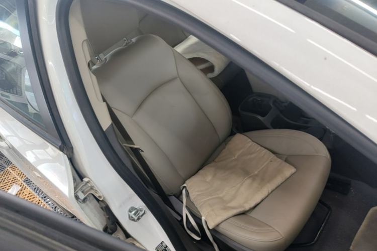 Used Chevrolet Cruze 2015 1.5L Classic SE AT Right Front Seat