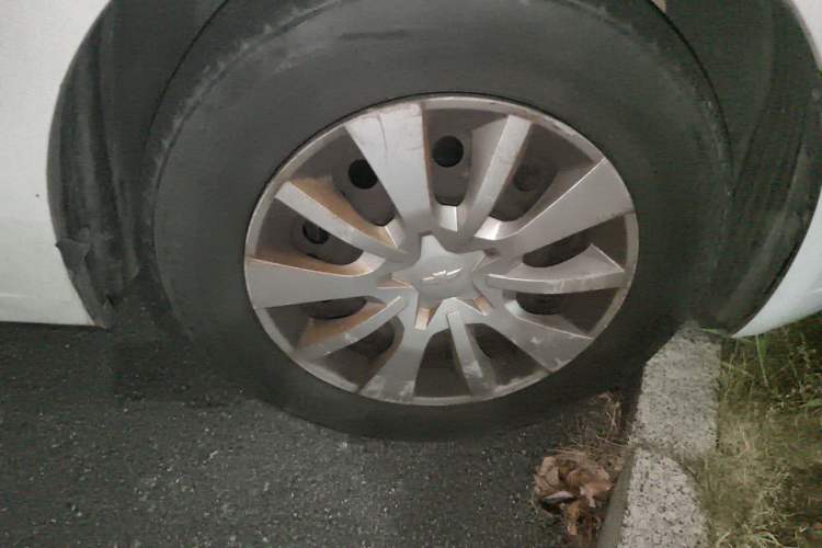 Used Chevrolet Cruze 2015 1.5L Classic SL MT Right Front Wheel Hub