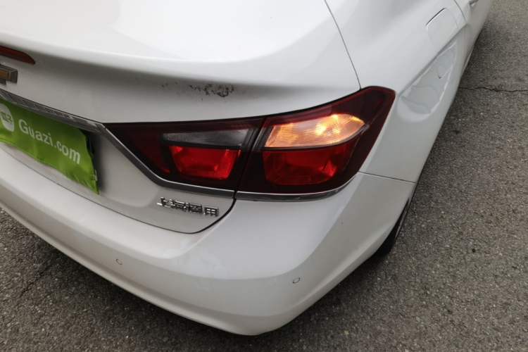 Used Chevrolet Cruze 2015 1.5L Automatic Luxury Edition Right Rear Taillight