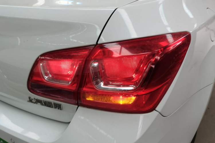 Used Chevrolet Cruze 2015 1.5L Classic SE AT Right Rear Taillight