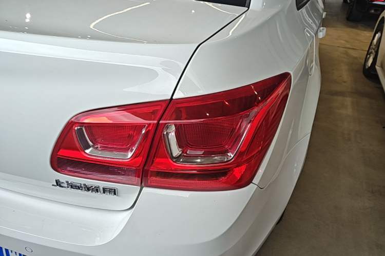 Used Chevrolet Cruze 2015 1.5L Classic SE AT Right Rear Taillight