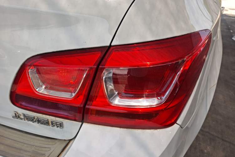 Used Chevrolet Cruze 2015 1.5L Classic SE MT Right Rear Taillight