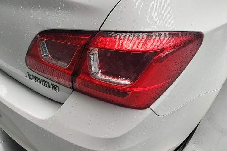 Used Chevrolet Cruze 2015 1.5L Classic SE MT Right Rear Taillight
