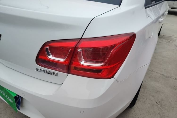 Used Chevrolet Cruze 2015 1.5L Classic SE AT Right Rear Taillight