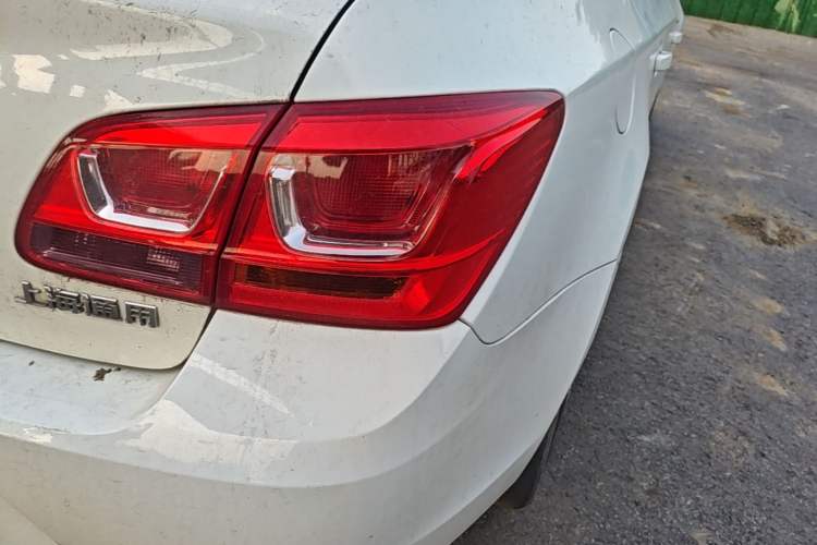 Used Chevrolet Cruze 2015 1.5L Classic SL MT Right Rear Taillight