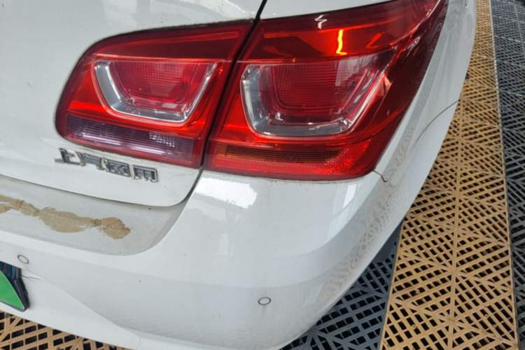 Used Chevrolet Cruze 2015 1.5L Classic SE AT Right Rear Taillight
