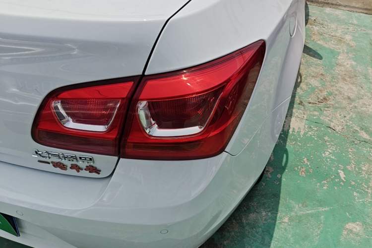 Used Chevrolet Cruze 2015 1.5L Classic SE AT Right Rear Taillight