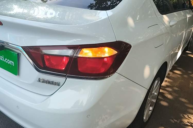 Used Chevrolet Cruze 2015 1.5L Automatic Luxury Edition Right Rear Taillight