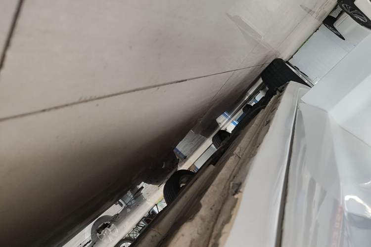 Used Chevrolet Cruze 2015 1.5L Automatic Luxury Edition Right Side Sill