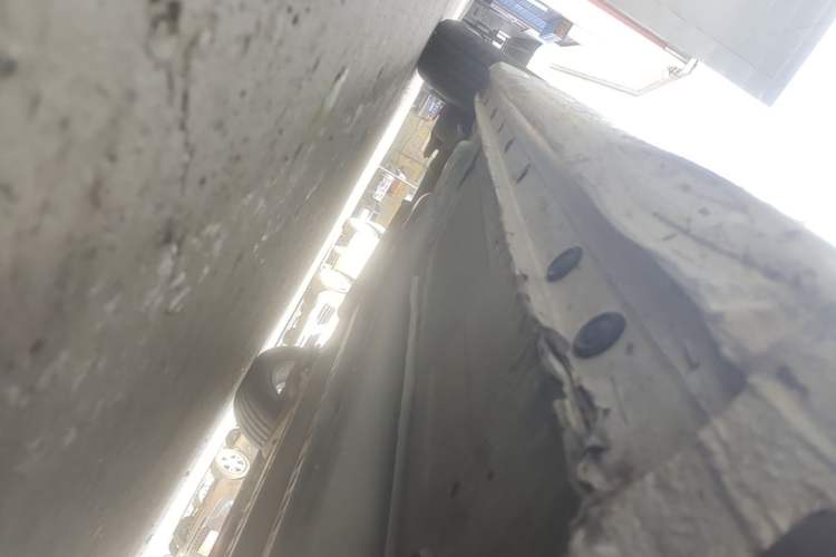 Used Chevrolet Cruze 2015 1.5L Classic SE MT Right Side Sill