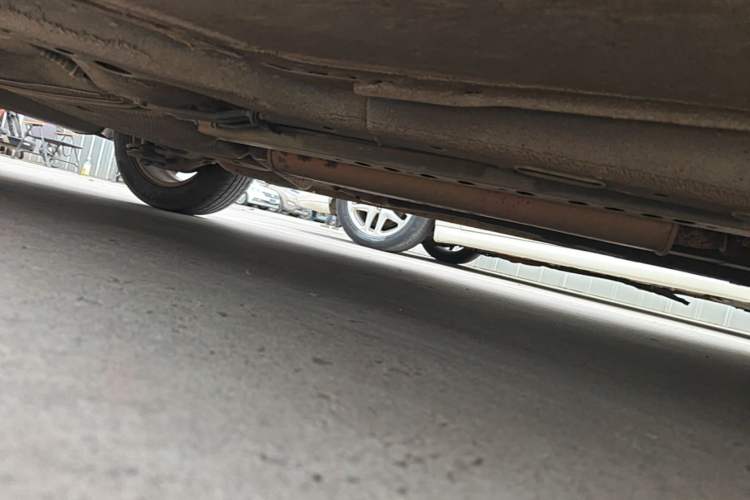 Used Chevrolet Cruze 2015 1.5L Classic SE AT Right Side Sill