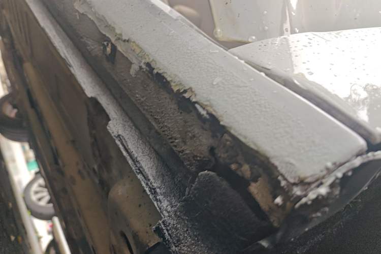 Used Chevrolet Cruze 2015 1.5L Automatic Fashion Navigation Edition Right Side Sill
