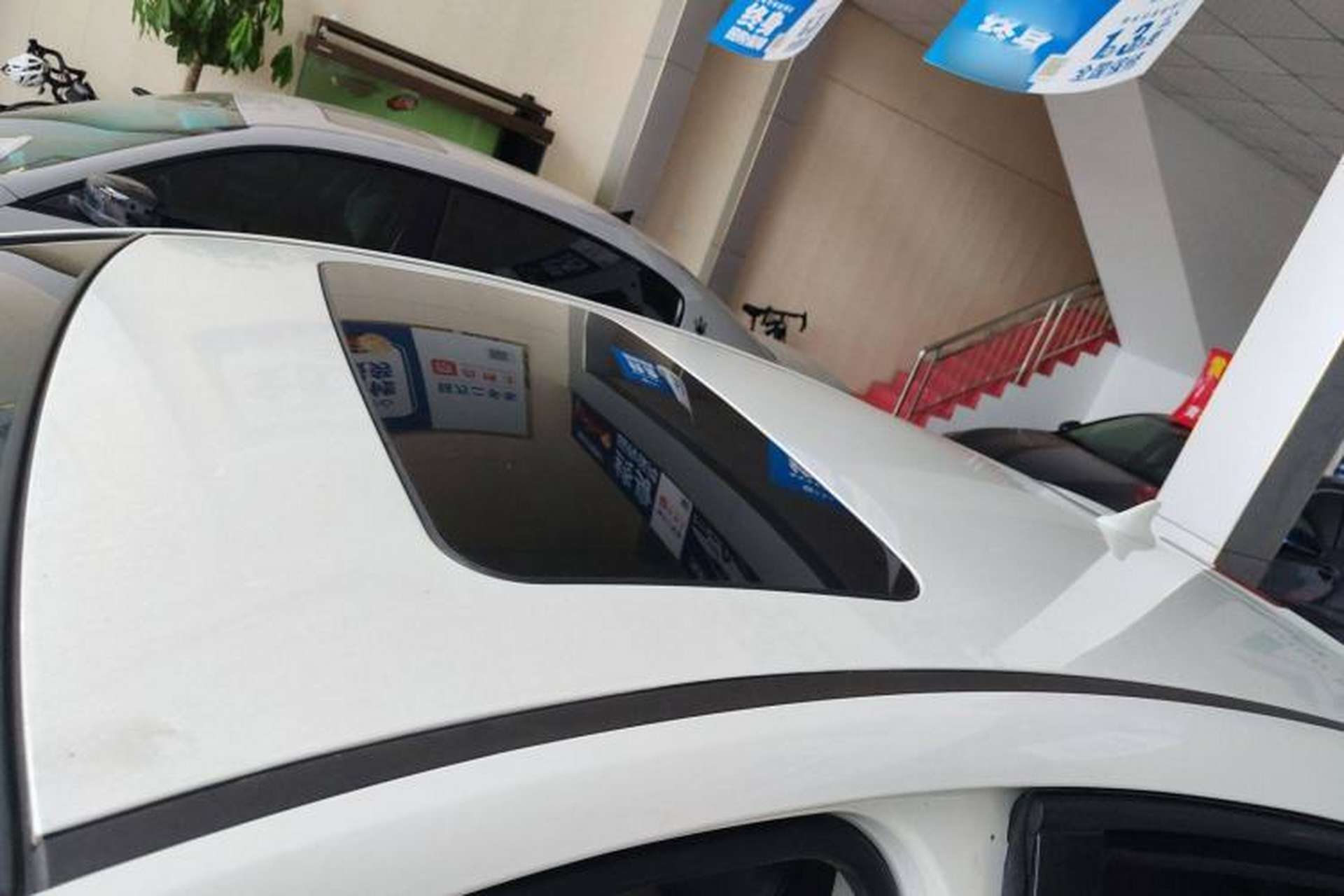 Used Chevrolet Cruze 2015 Hatchback 1.6L Automatic Comfort Edition Roof