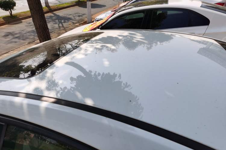 Used Chevrolet Cruze 2015 1.5L Classic SE MT Roof