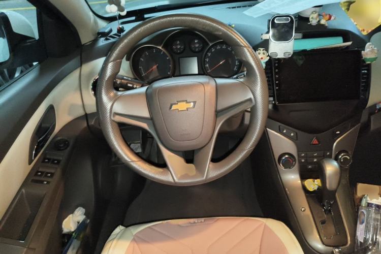 Used Chevrolet Cruze 2015 1.5L Classic SE AT Steering Wheel