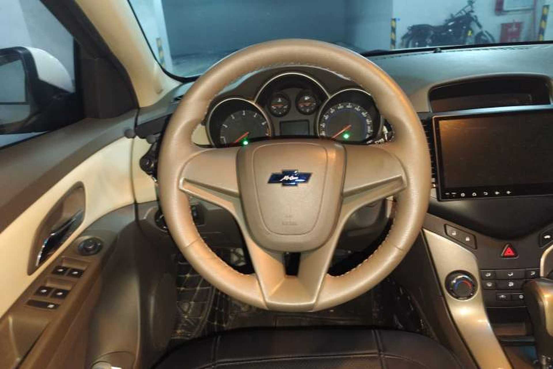 Used Chevrolet Cruze 2015 1.5L Classic SE AT Steering Wheel