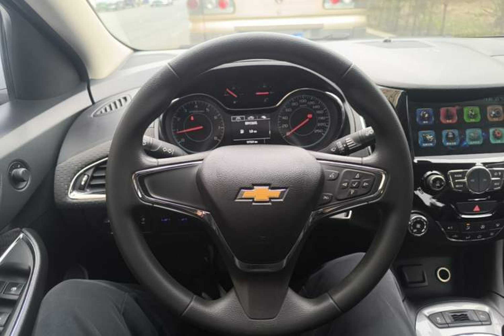 Used Chevrolet Cruze 2015 1.5L Manual Elite Edition Steering Wheel