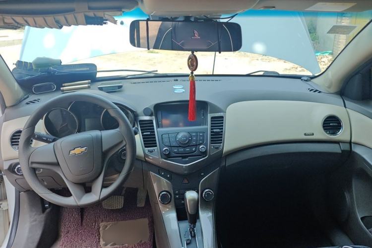 Used Chevrolet Cruze 2015 1.5L Classic SE AT Steering Wheel