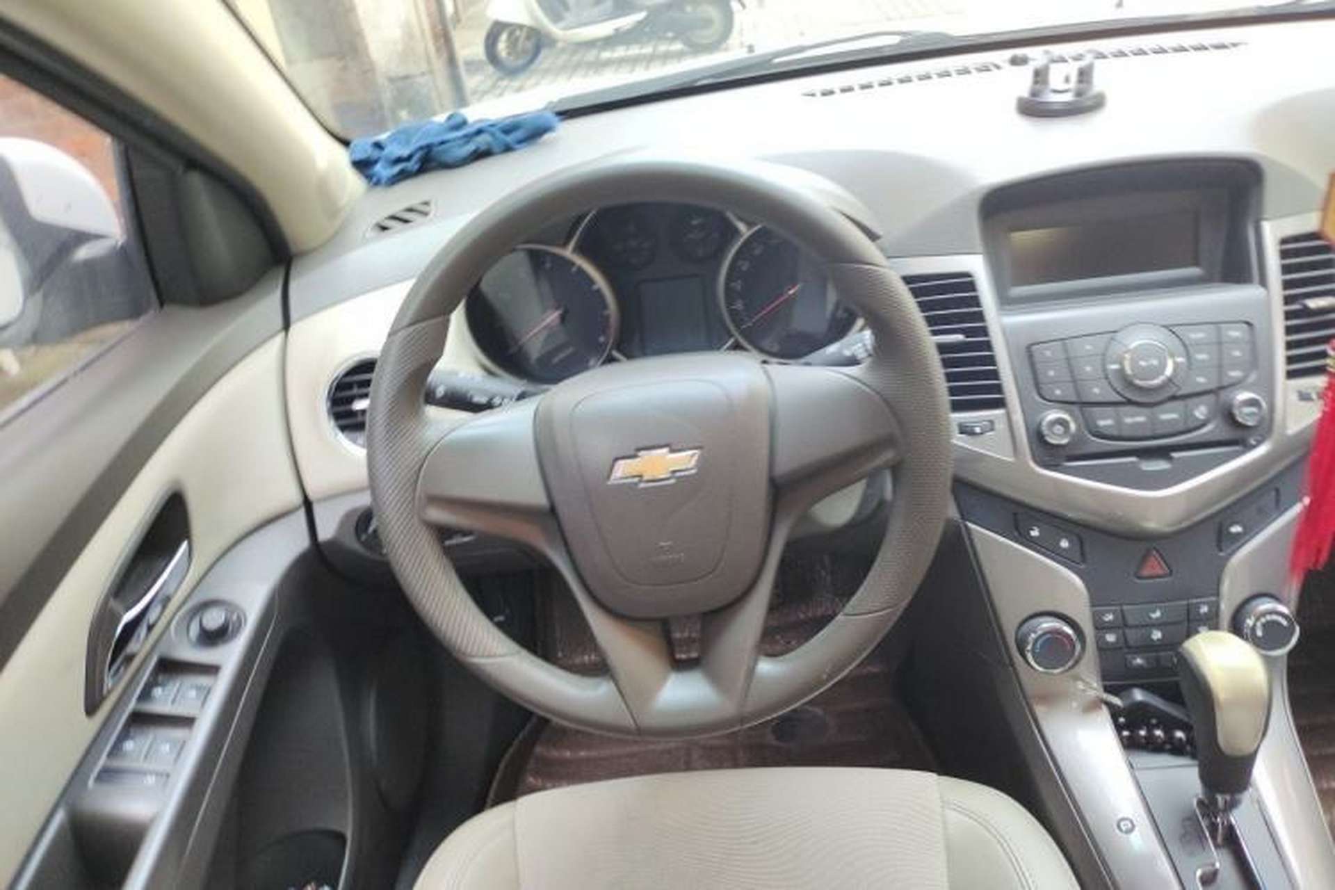 Used Chevrolet Cruze 2015 1.5L Classic SE AT Steering Wheel