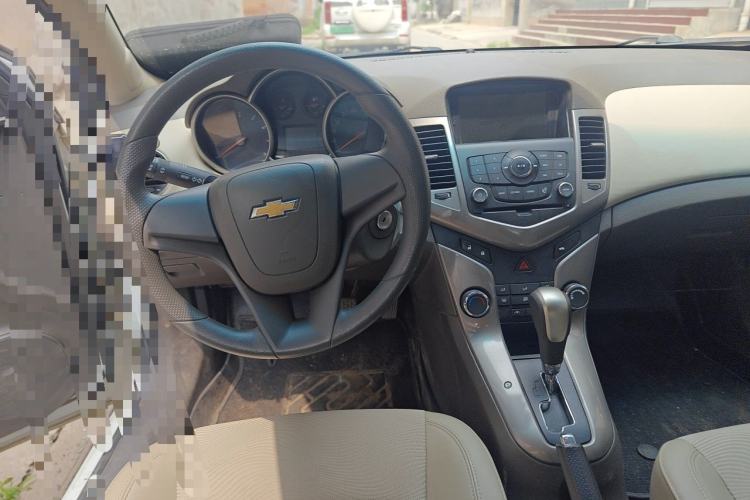 Used Chevrolet Cruze 2015 1.5L Classic SE AT Steering Wheel