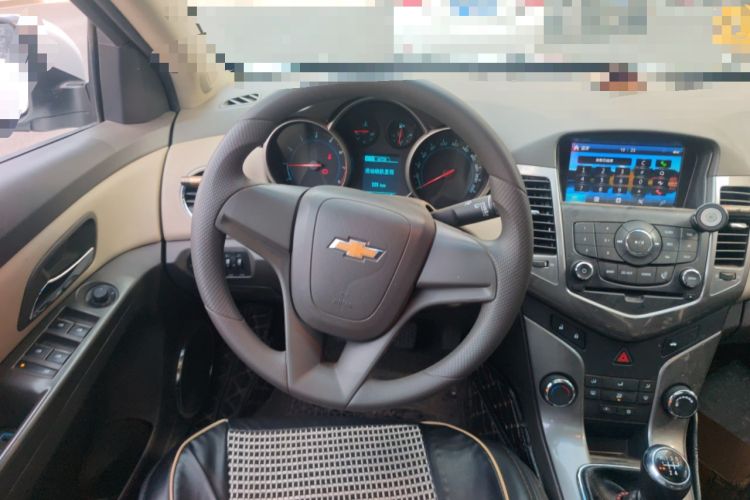 Used Chevrolet Cruze 2015 1.5L Classic SE MT Steering Wheel